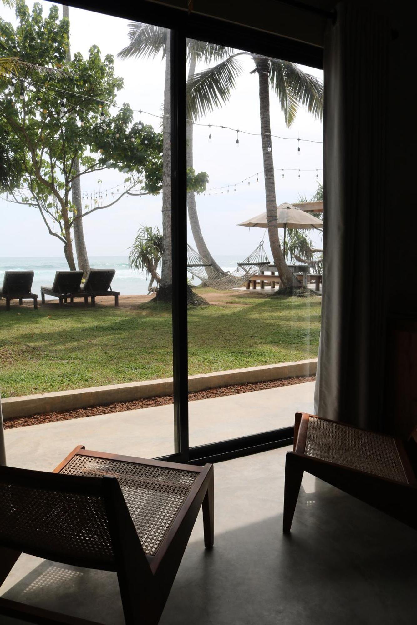 Hotel Swell Shacks Matara Esterno foto