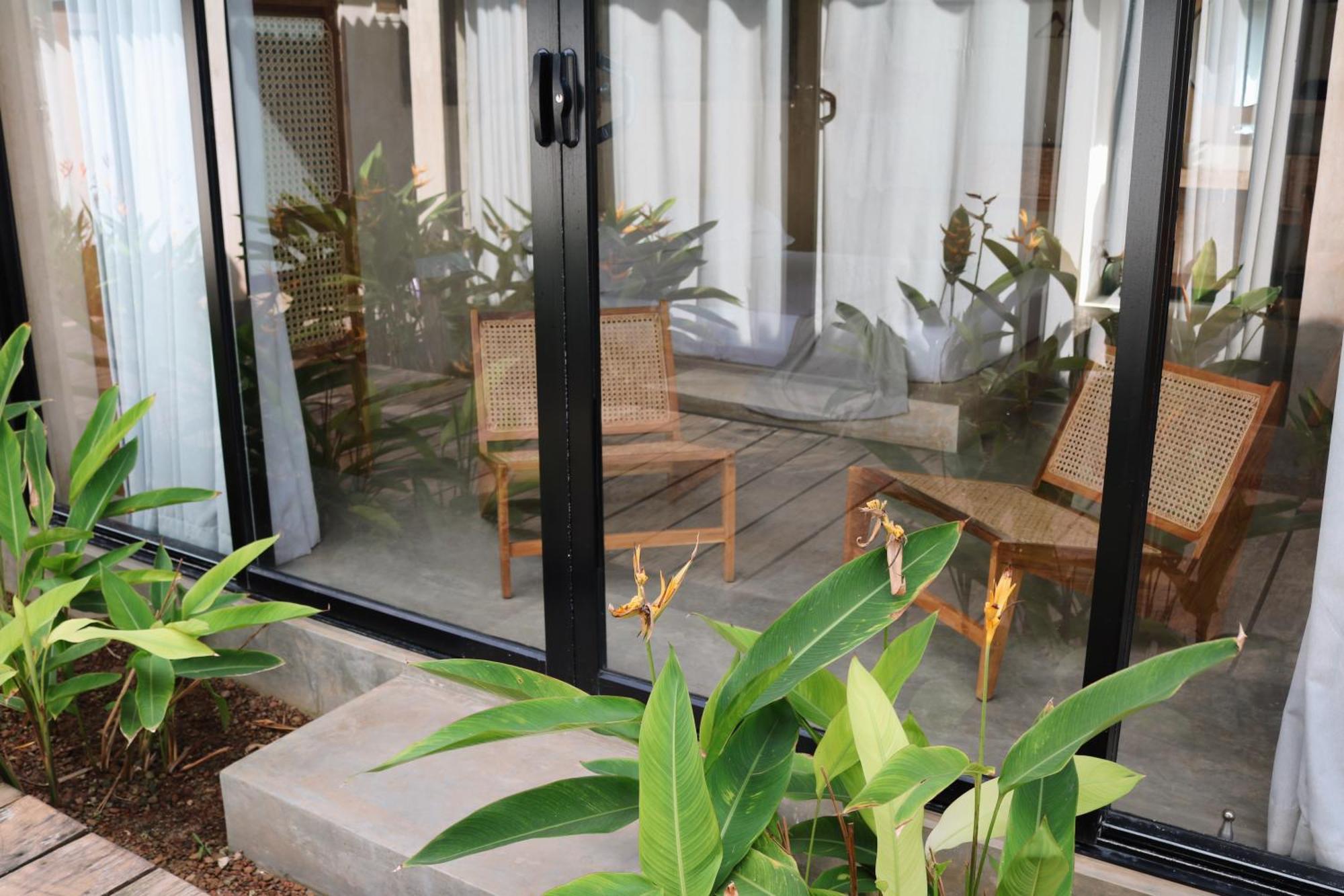 Hotel Swell Shacks Matara Esterno foto