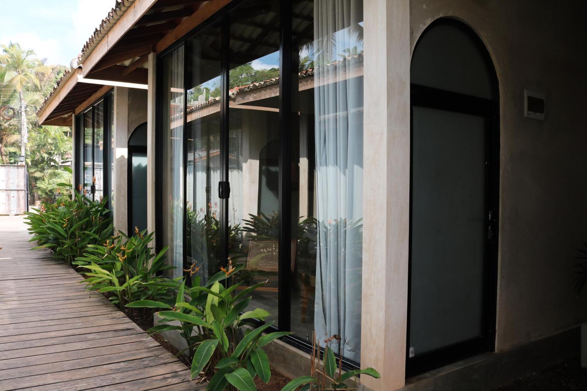 Hotel Swell Shacks Matara Esterno foto