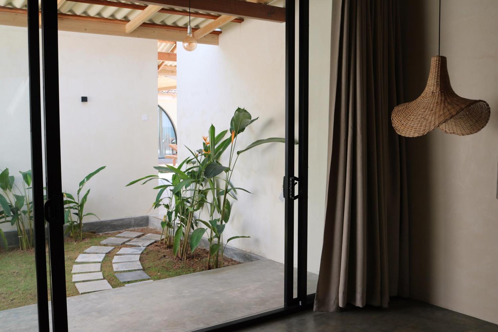 Hotel Swell Shacks Matara Esterno foto